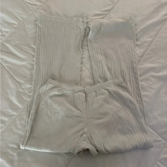 Brandy Melville Light Cream Corduroy Pants - Picture 2 of 4